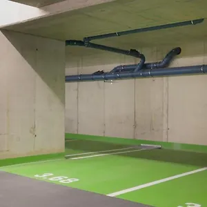 Premium With Balcony! Free Garage Parking Included! Wiedeń